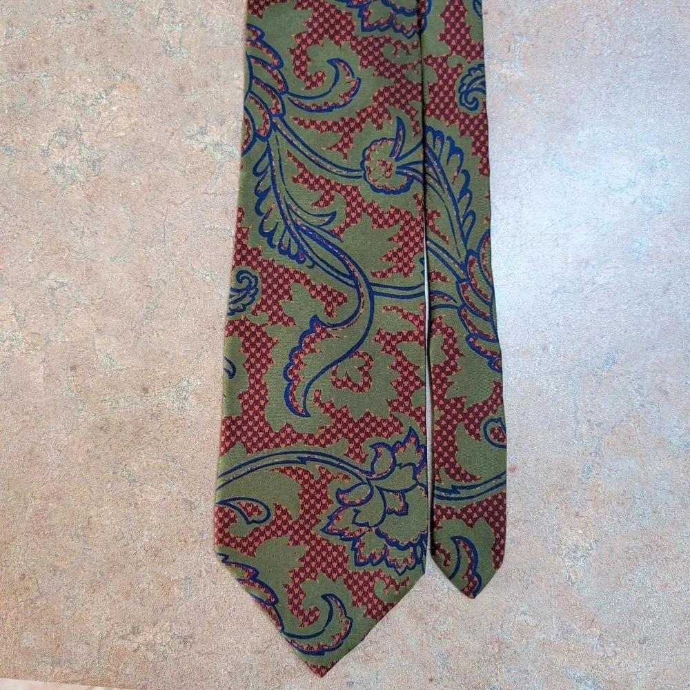 Vintage Chaps Ralph Lauren Necktie Mens Olive Green Paisley Houndstooth Silk Tie